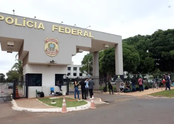 Banco Vorcaro é transferido para a Polícia Federal em Brasília para avançar negociações de delação