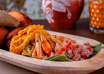 Rio de Janeiro mantém viva tradição do bacalhau com destaque no Cadeg e restaurantes tradicionais