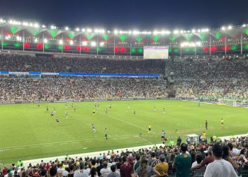 Casas de apostas dominam o espaço nobre das camisas dos clubes do Rio em 2026