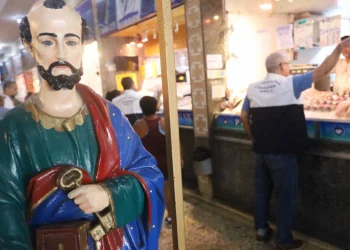 Vigilância sanitária de Niterói reforça fiscalização no Mercado São Pedro antes da Semana Santa