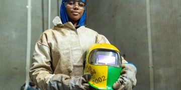 Participação feminina na indústria do Rio de Janeiro aumenta 70% em cinco anos, mas ainda representa 22,3% do setor