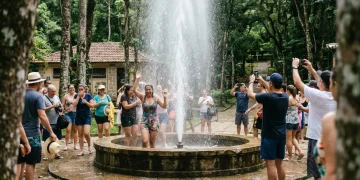 Caxambu: o único gêiser natural do Brasil e o maior complexo hidromineral do país