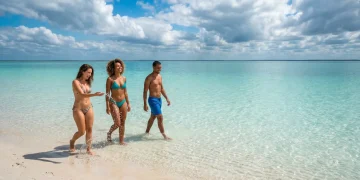 Laguna hipersalina de Araruama, na Região dos Lagos, se destaca por ser a maior do mundo