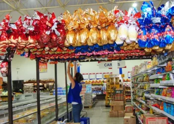 Pesquisa do PROCON-RJ aponta variação de até 160% nos preços de produtos de Páscoa 2026