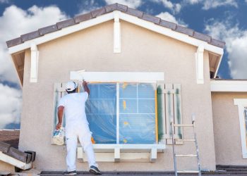 Custo médio para pintar casa em Niterói em 2026 varia entre R$ 28 a R$ 60 por metro quadrado