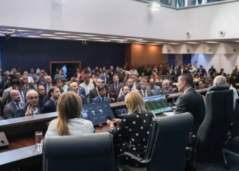 Eleição na Alerj diante de mudanças políticas e possível disputa indireta