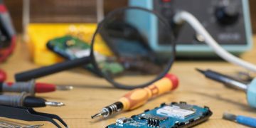 Reciclagem de eletrônicos em alta: recuperação de ouro impulsiona sustentabilidade e economia