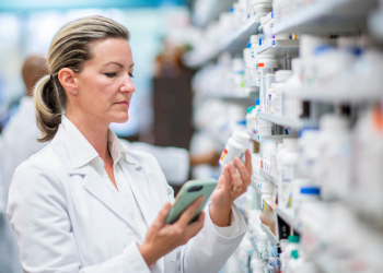 Medicamentos no Brasil ficam até 3,81% mais caros, com reajustes abaixo da inflação