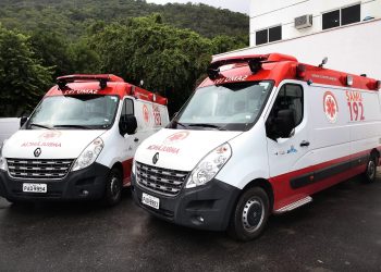 Homem em situação de rua é encontrado morto no centro de Niterói, suspeita é morte súbita