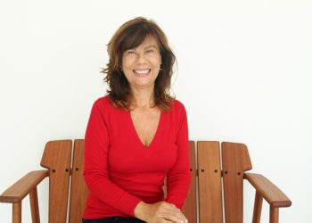 Festival Mulher em Niterói homenageia mulheres e promove debates, shows e premiação