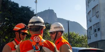 Cabo caído causa queda de energia na Zona Oeste e Sul do Rio, afetando 160 mil clientes