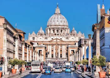 Patrimônio do Vaticano: reservas globais, obras de arte inestimáveis e mitos desmistificados