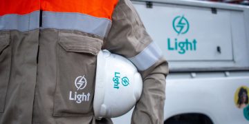 Funcionário da Light fica ferido após ataque a tiros durante patrulhamento na Zona Norte do Rio