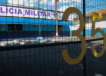 Tiroteio em Itaboraí resulta na prisão de dois suspeitos e apreensão de menor