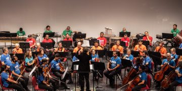 Orquestra Sinfônica Brasileira apresenta concerto comemorativo à família Mozart no Teatro Carlos Gomes