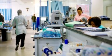 Pesquisa do Hospital Universitário Antônio Pedro avalia impacto da inteligência artificial na formação médica no Brasil