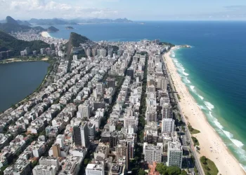 Previsão de sol com aumento de nuvens e chance de chuva no feriadão no Rio de Janeiro