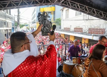 Celebram São Jorge com grande mobilização religiosa, cultural e comunitária em Niterói