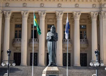 Alerj aprova isenção de tarifa de pedágio para pessoas com deficiência e pacientes em tratamento fora do município