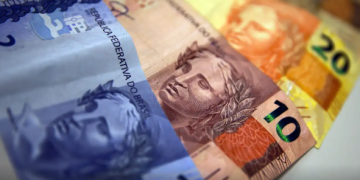 INSS inicia pagamento antecipado do décimo terceiro para quem recebe até um salário mínimo