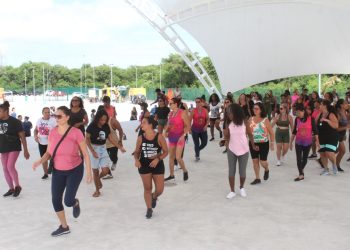 Prefeitura promove aula de dança Charme no Parque Rj Nosso Sonho de São Gonçalo