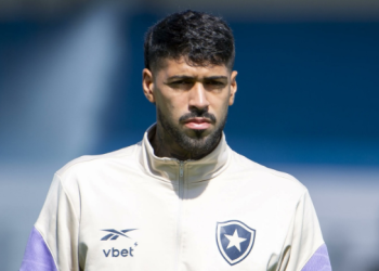 Barboza confirma acerto do Botafogo com Palmeiras pela venda e dúvida sobre futuro no clube