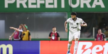 Botafogo negocia venda de Barboza ao Palmeiras enquanto disputa jogo no Estádio Mané Garrincha