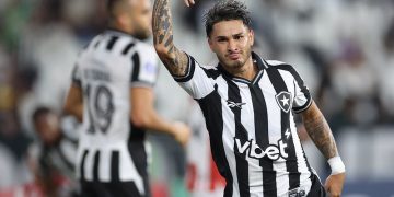 Botafogo vence com domínio amplo e lidera grupo na Copa Sul-Americana