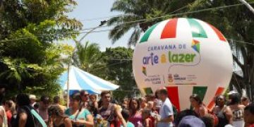 Caravana de Arte e Lazer leva brincadeiras gratuitas ao bairro do Boaçu em São Gonçalo