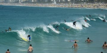 Feriados de 2026 podem gerar feriadões com pontos facultativos no Brasil