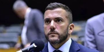 Deputado Carlos Jordy pode ser inelegível por oito anos por acusações de abuso de poder