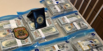 PF apreende cerca de R$ 2 milhões na residência de auditor em operação contra corrupção no Porto do Rio