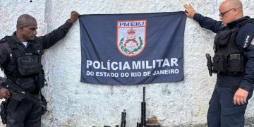 Polícia prende chefe do tráfico no Fonseca com armas, drogas e hackers