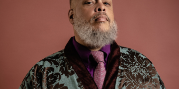 Ed Motta celebra 30 anos de carreira com show no Circo Voador em maio