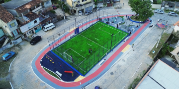 Prefeitura de Tanguá reinaugura praça revitalizada no Morro do Sabão