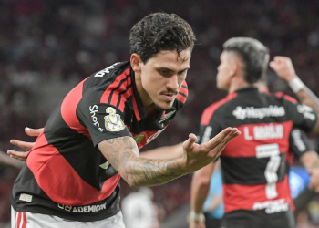 Flamengo inicia Copa do Brasil 2026 com vitória sobre Vitória no Maracanã