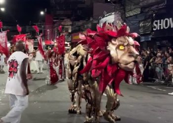 Unidos do Viradouro abre Carnaval da Retomada em São Gonçalo com desfile contagiante