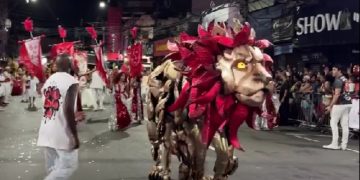 Unidos do Viradouro abre Carnaval da Retomada em São Gonçalo com desfile contagiante