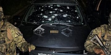 Criminalidade na BR-101: tiroteio, prisão e apreensão de armas após tentativa de assalto a família