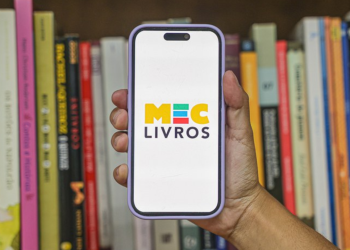 Plataforma MEC Livros do governo federal registra mais de 560 mil usuários e 263 mil empréstimos