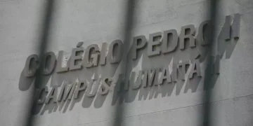 Professores do Colégio Pedro II desencadeiam paralisação de 24 horas por reivindicações não atendidas