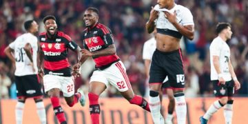Flamengo vence o Vitória e tá em vantagem na Copa do Brasil
