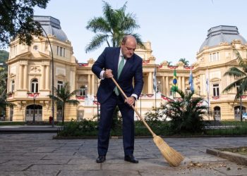 Governo do Rio propõe limitar em 10% servidores não concursados nas secretarias estaduais