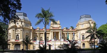 Governo do Rio repassa R$ 332 milhões a 92 municípios de março