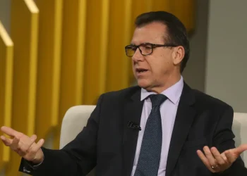 Governo planeja liberar R$ 4,5 bilhões do FGTS para renegociação de dívidas