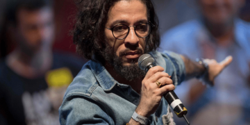 Jean Wyllys anuncia retorno à política após exílio e pretende disputar vaga na Câmara pelo PT