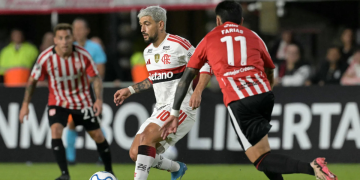 Arrascaeta realiza cirurgia na clavícula e reforça incertezas na Copa do Mundo