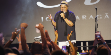 Festa do Trabalhador em Niterói celebra fé, lazer e música com encerramento de Jorge Aragão