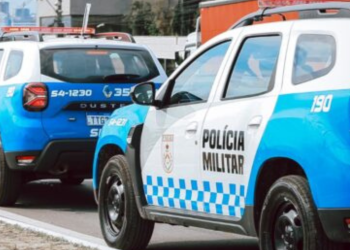 Polícia resgata jovens após roubo de veículo na RJ-104 e localizar vítimas em Itaboraí