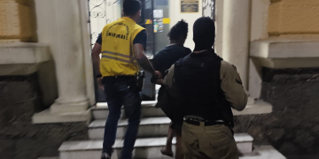 Guarda Municipal prende suspeito de furto em banca na Avenida Ernani do Amaral Peixoto, Niterói